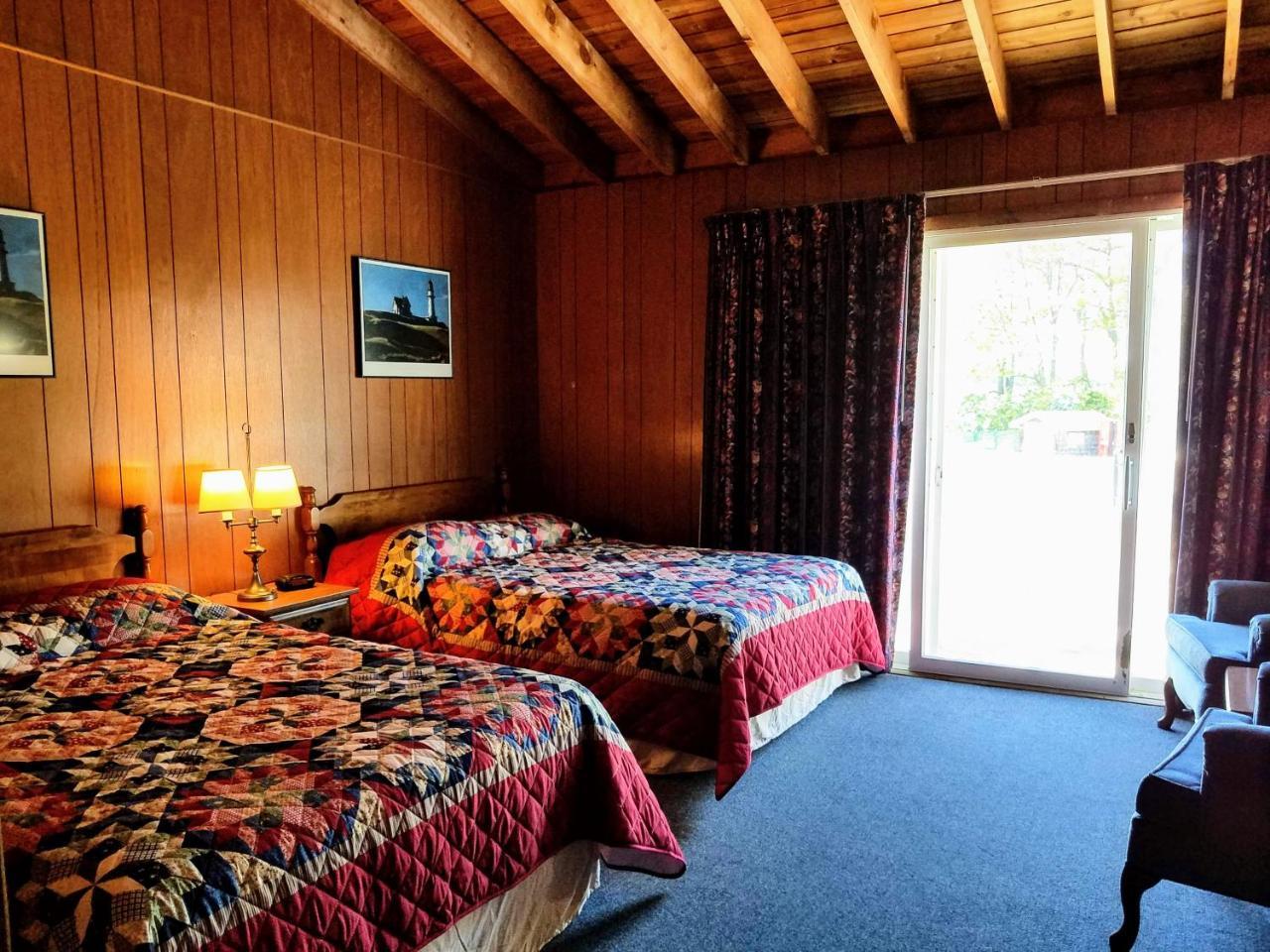 Smugglers Cove Inn Dayville Luaran gambar